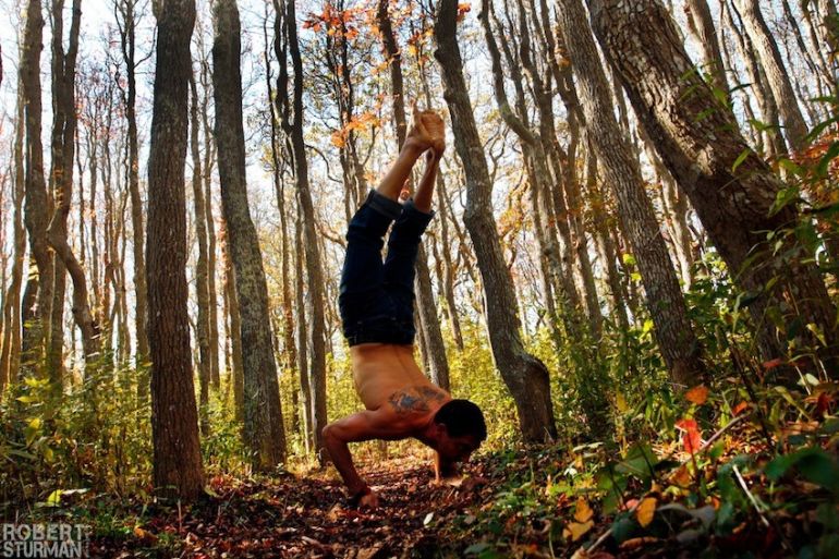 Guys Love Yoga, Too! (Gorgeous Slideshow) Hero Image