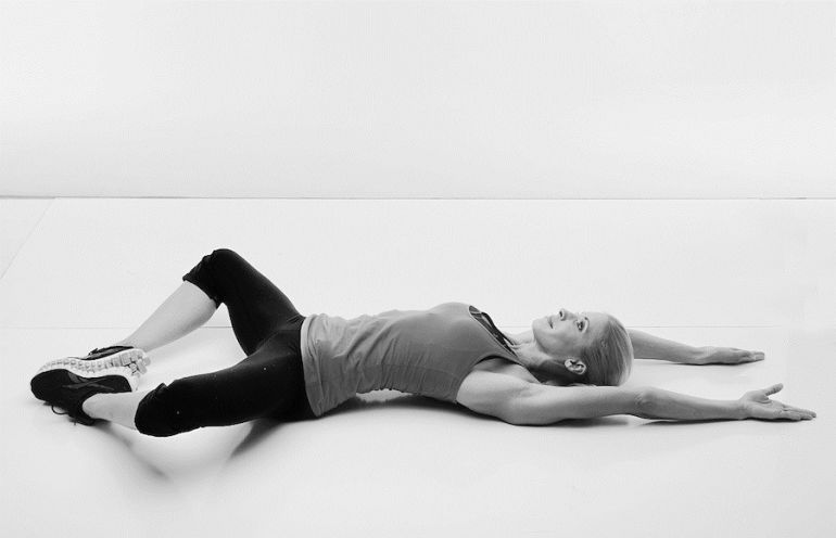 The Only 4 Moves You Need For A Strong Core Hero Image