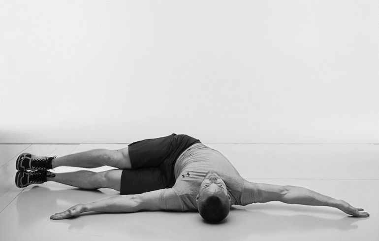The Only 4 Moves You Need For A Strong Core Hero Image