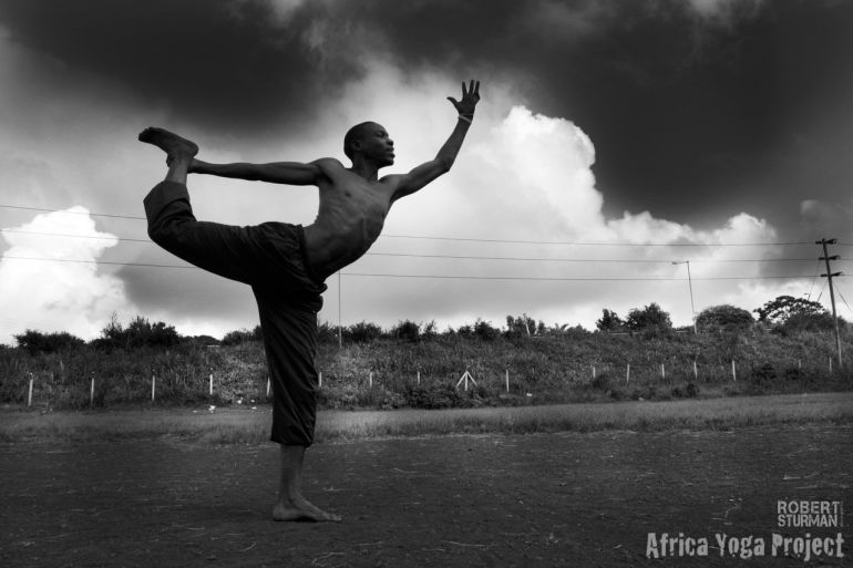 Yoga In Africa (Gorgeous & Inspiring Photos That Will Melt Your Heart) Hero Image