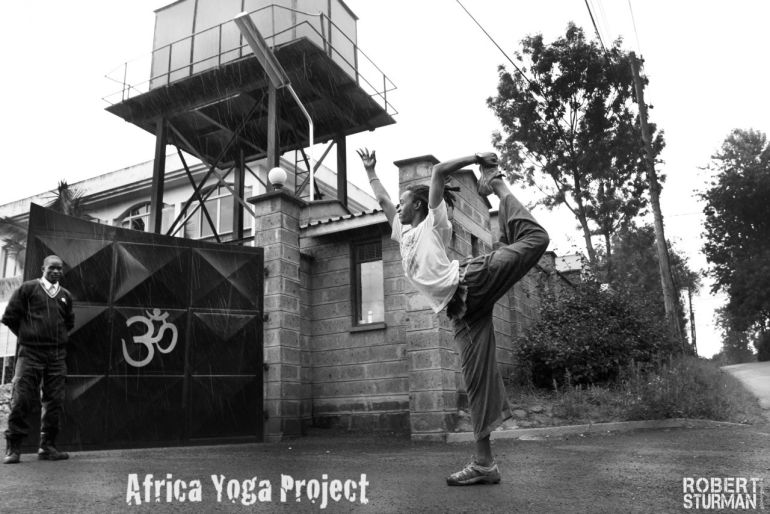 Yoga In Africa (Gorgeous & Inspiring Photos That Will Melt Your Heart) Hero Image