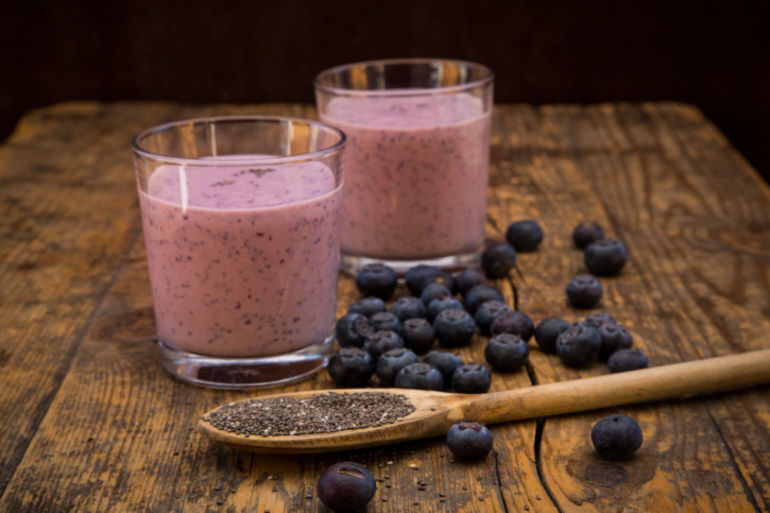 10 Things Nutritionists Eat For Breakfast Hero Image