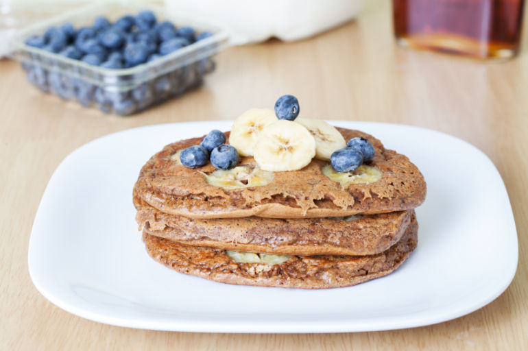 12 Things Nutritionists Eat For Brunch On The Weekends Hero Image