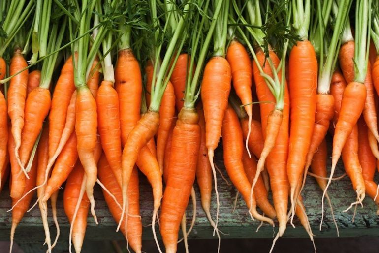 21 Foods To Keep At Home If You're Trying To Eat Clean Hero Image
