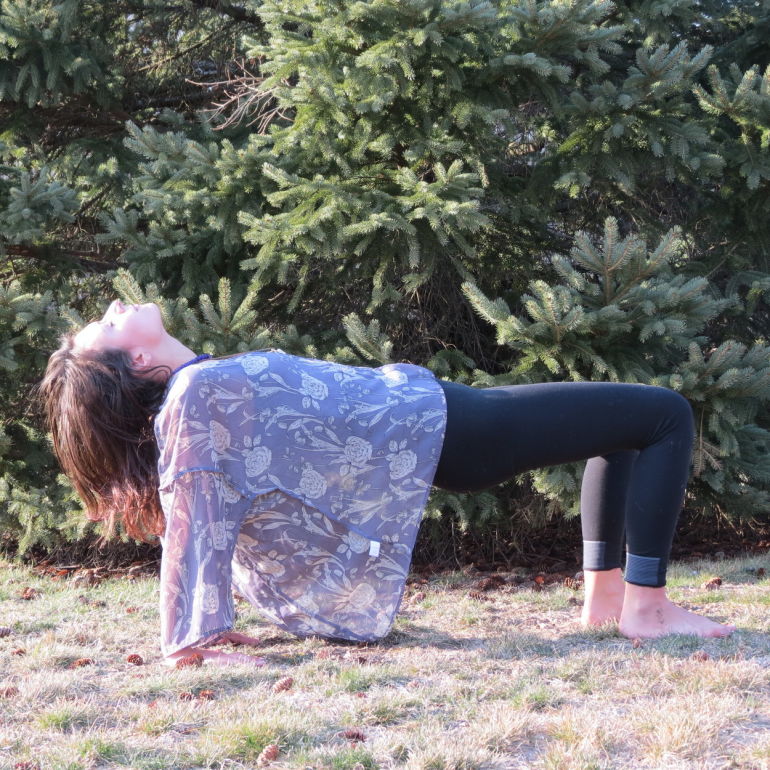 10-Minute Yoga Sequence For Scorpios (Or Anyone With Tight Hips) Hero Image