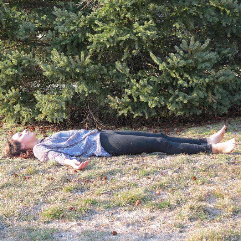 10-Minute Yoga Sequence For Scorpios (Or Anyone With Tight Hips) Hero Image