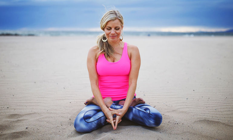 A 10-Minute Yoga Sequence To Discover Your Feminine Power Hero Image