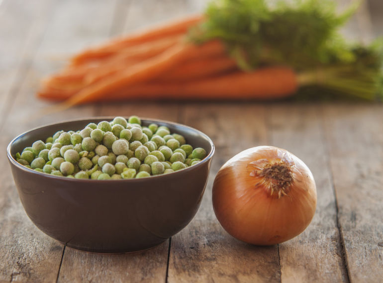 11 Healthy Foods Nutritionists Stock In The Freezer Hero Image