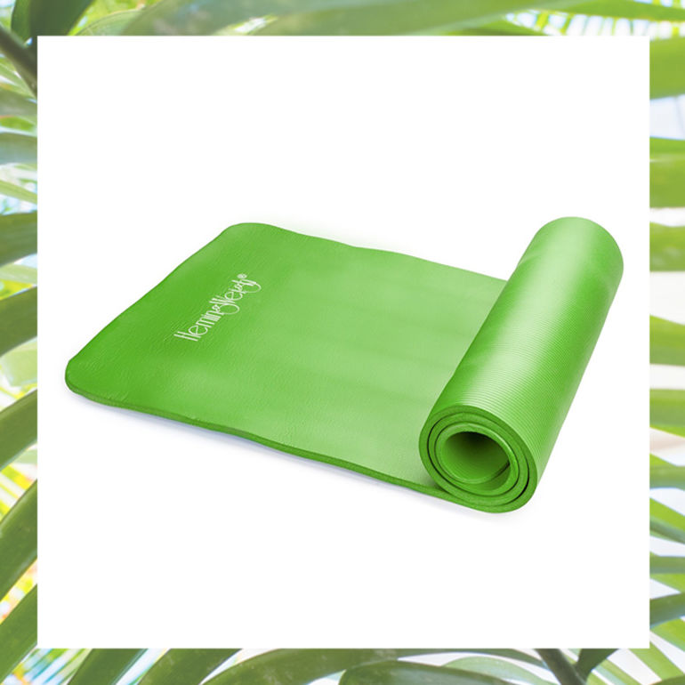 Here's All The Best Fitness Gear In Greenery, The Pantone Color Of 2017 Hero Image
