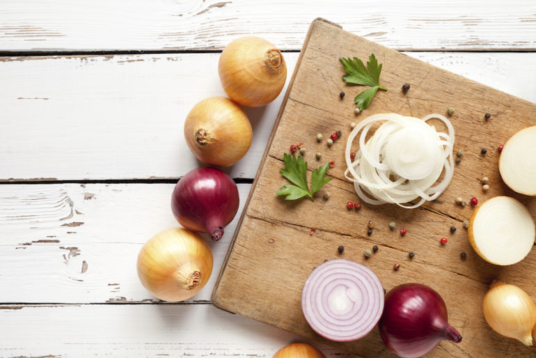 The 6 Cancer-Fighting Superfoods You Should Eat Every Day Hero Image