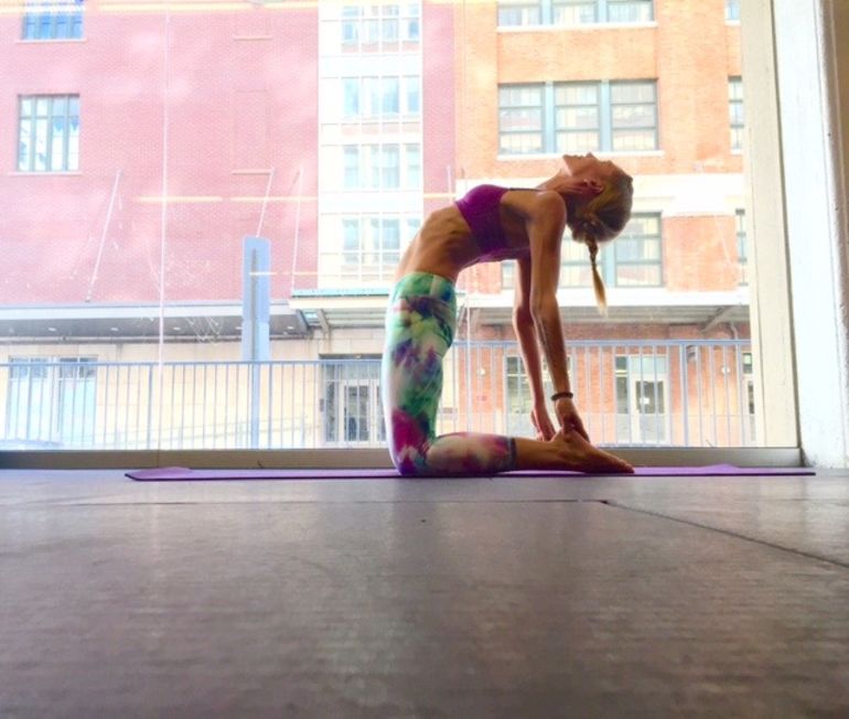 4 Yoga Poses That Seriously Reduce Inflammation Hero Image