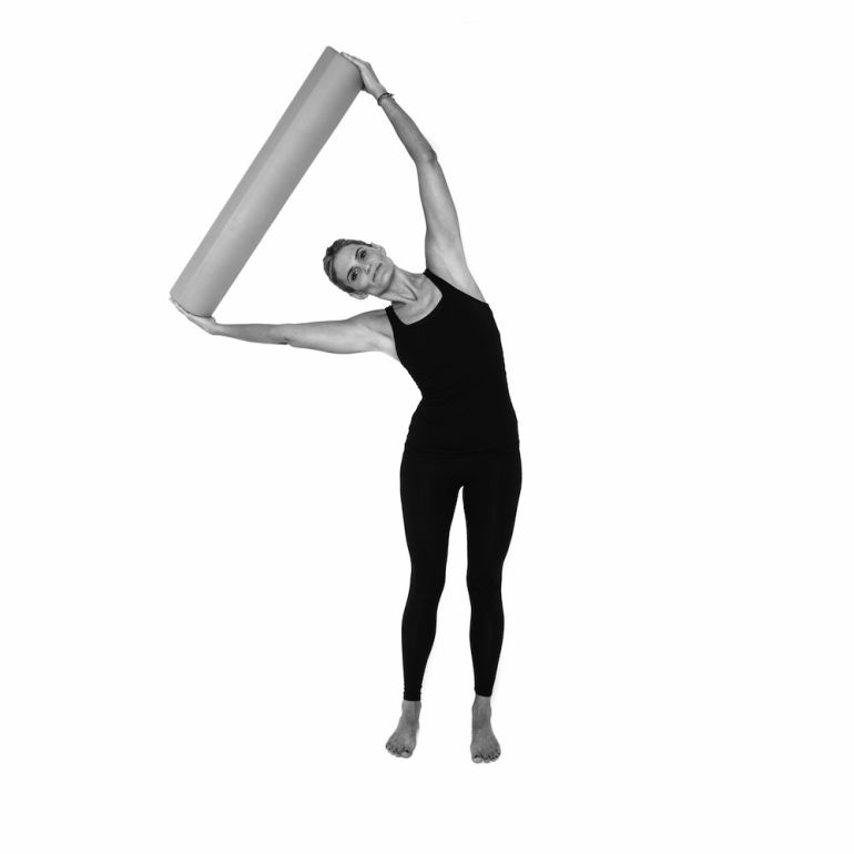 5 Ab Exercises You Can Do With A Foam Roller Hero Image