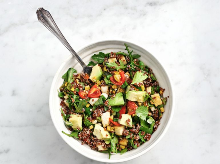 11 Quinoa Bowls That Make It Easy (And Delicious!) To Eat Clean Hero Image