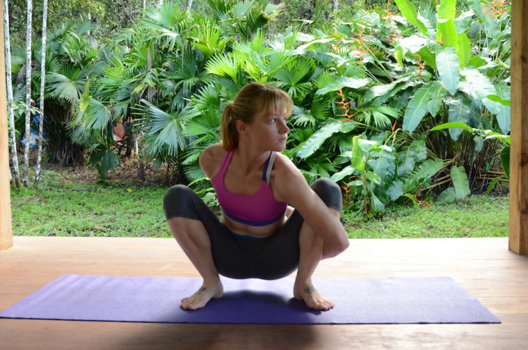 A Yoga Sequence To Help You Digest After Tonight's Dinner (Or Any Indulgent Meal) Hero Image