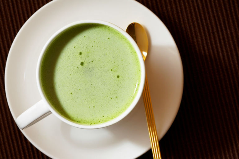 10 Things Nutritionists Eat For Breakfast Hero Image
