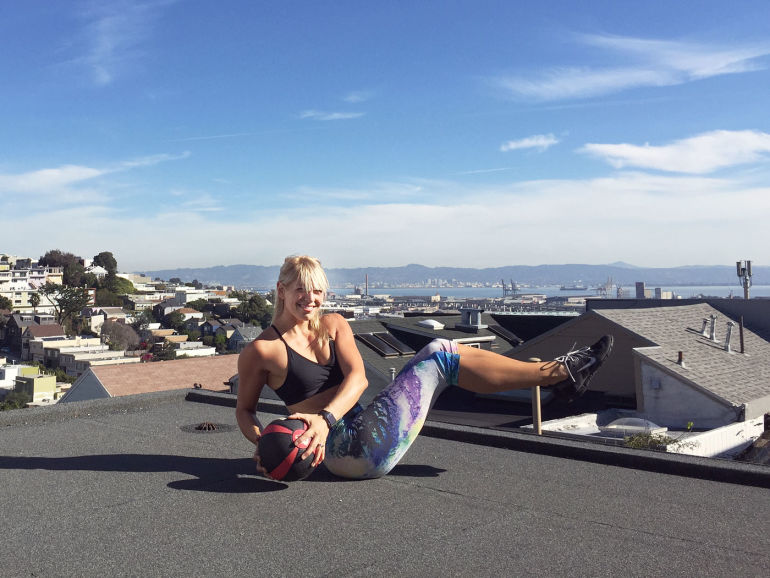 5 Ab Exercises That Are More Effective Than Crunches Hero Image