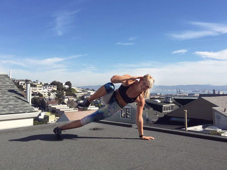 5 Ab Exercises That Are More Effective Than Crunches Hero Image