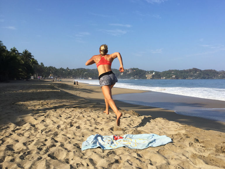 A 12-Minute Full-Body Workout You Can Do On Vacation Hero Image