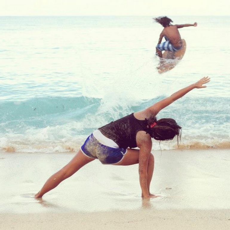 10 Beautiful Yoga Poses On Instagram (Just In Time For National Yoga Month!) Hero Image