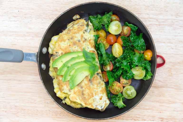 12 Things Nutritionists Eat For Brunch On The Weekends Hero Image