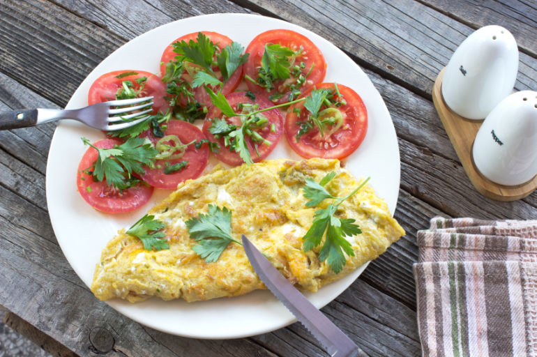 12 Things Nutritionists Eat For Brunch On The Weekends Hero Image