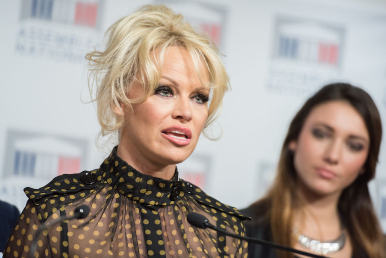 10 Celebrities With Green Campaigns We Can Get Behind Hero Image