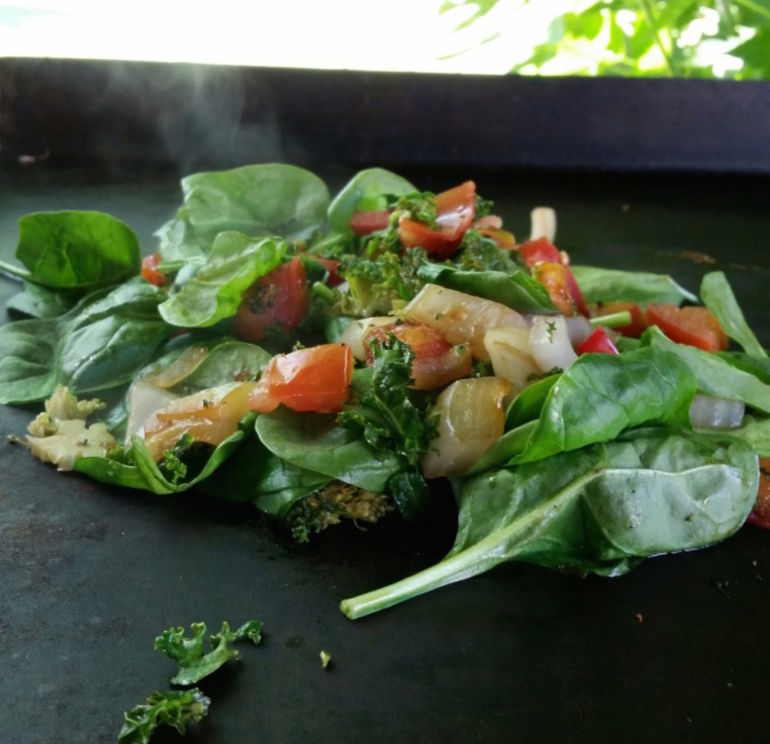 10 Things Nutritionists Eat For Breakfast Hero Image