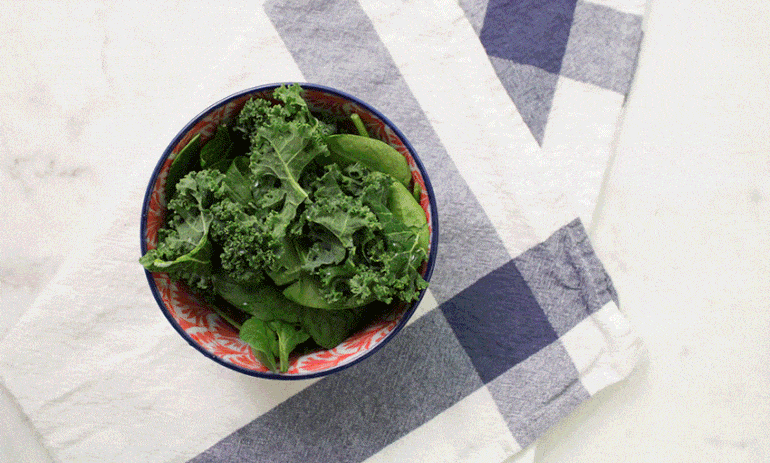 11 Nutritionists Share The 5 Things They Put On Their Salads (GIFS) Hero Image