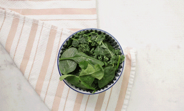 11 Nutritionists Share The 5 Things They Put On Their Salads (GIFS) Hero Image