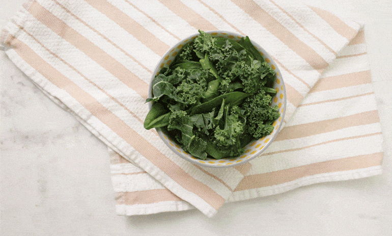 11 Nutritionists Share The 5 Things They Put On Their Salads (GIFS) Hero Image