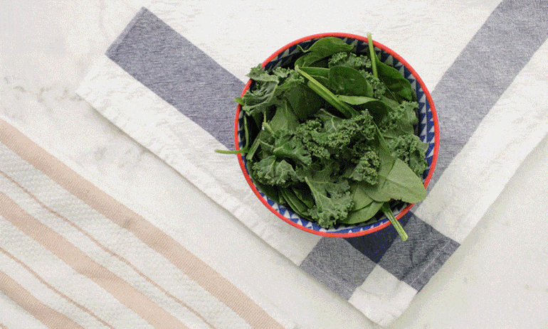 11 Nutritionists Share The 5 Things They Put On Their Salads (GIFS) Hero Image
