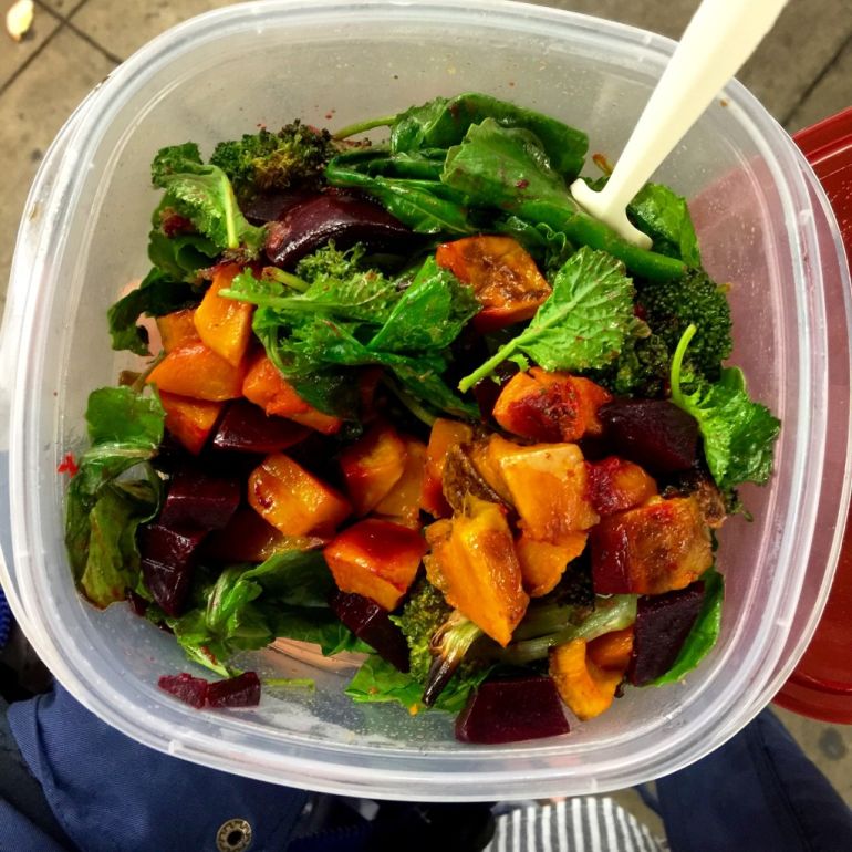 I'm A Dietitian. Here's What I Eat In A Typical Day Hero Image
