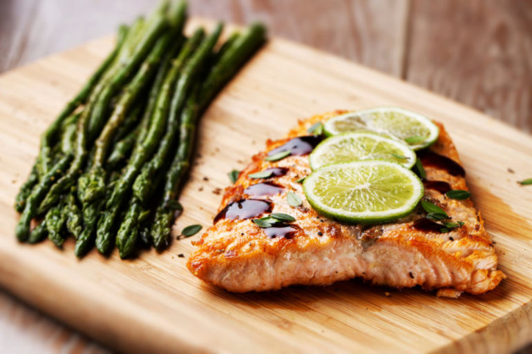 10 Things Nutritionists Eat For Breakfast Hero Image