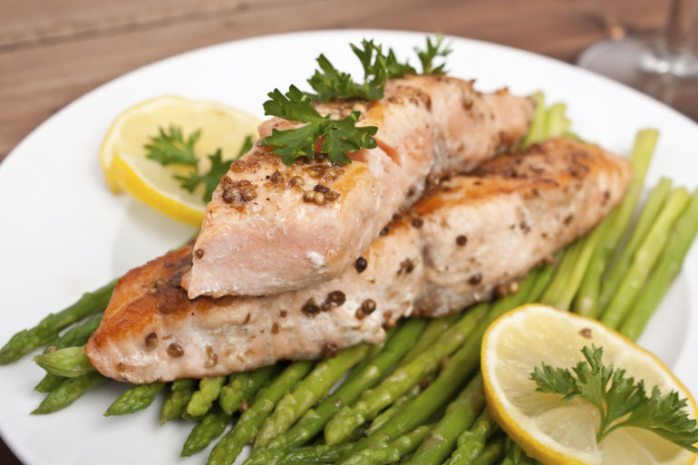 I'm An Inflammation Expert. Here's What I Eat In A Typical Day Hero Image
