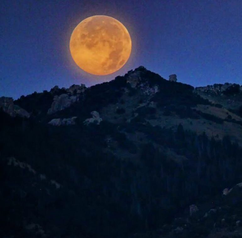 Happy National Park Service Day! 12 Of The Country's Most Beautiful Views Hero Image