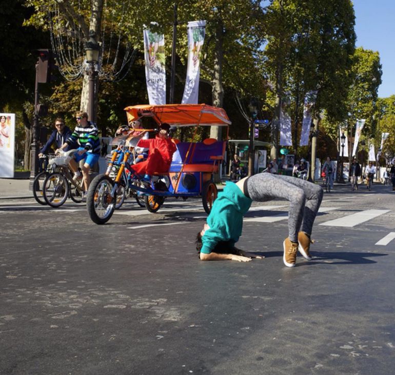 These Photos Show What Paris Looked Like When It Banned Cars For A Day Hero Image