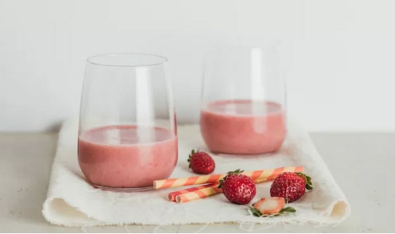 11 Dishes To Make Using Coconut Milk Hero Image