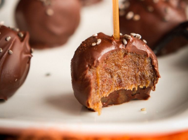 The Absolute Best Healthy Halloween Candy Recipes Hero Image