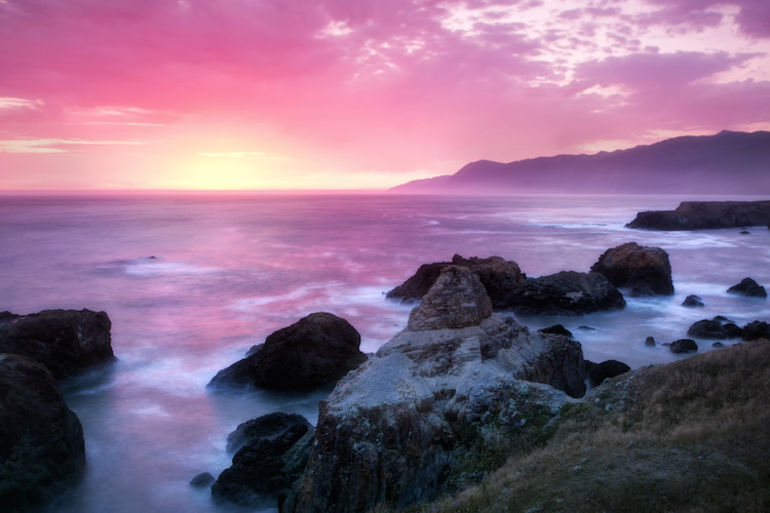 10 Jaw-Dropping Places To Visit This Fall Hero Image