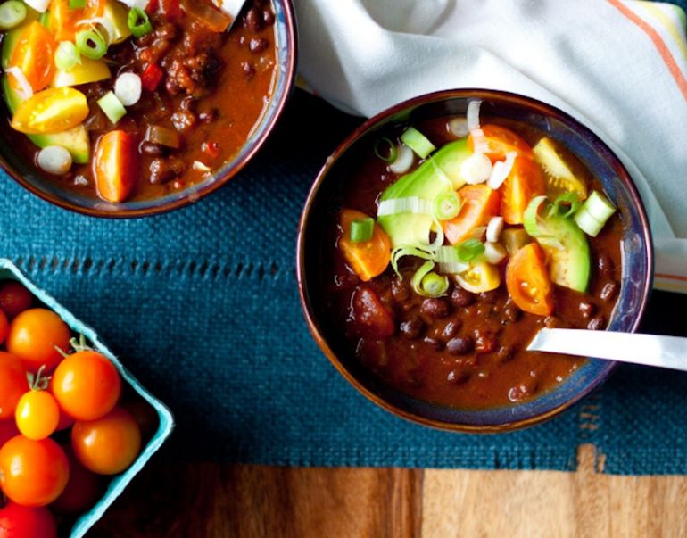 7 Healthy Chili Recipes You'll Want To Try This Fall Hero Image
