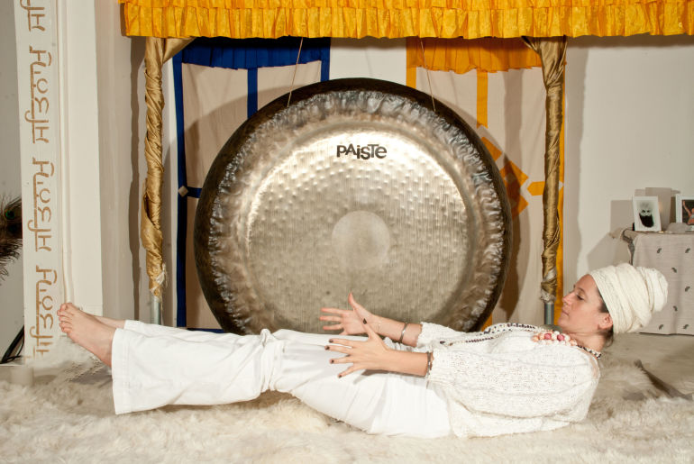 Try This Quick Kundalini Yoga Sequence From A West Coast Guru Hero Image