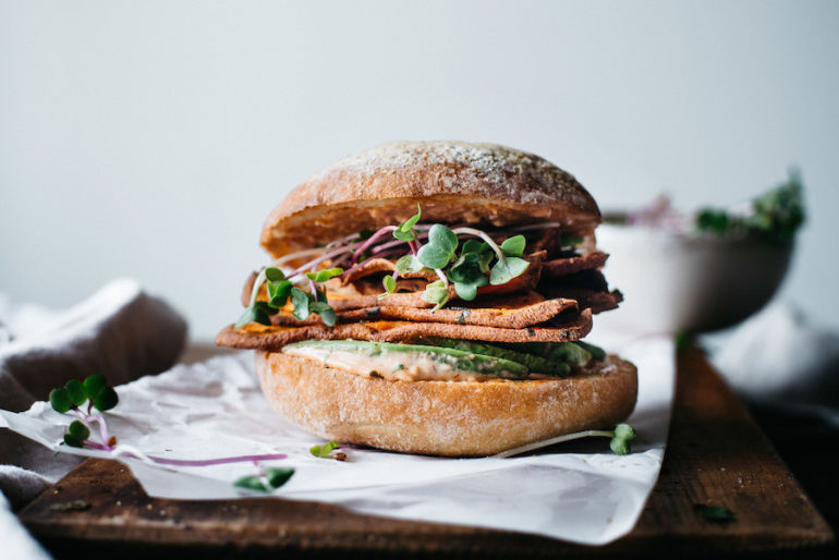 15 Healthy Lunches For A Smarter Workday Hero Image