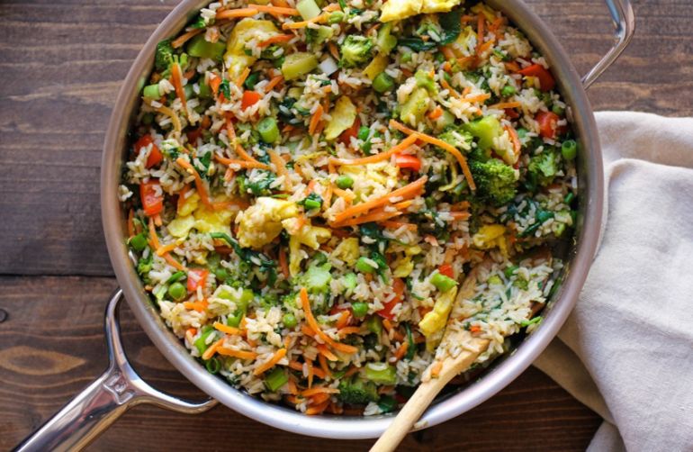 12 Delicious Ways To Eat More Leafy Greens This Week Hero Image