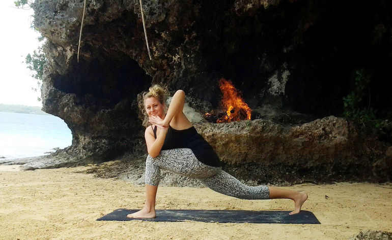 6 Yoga Twists To Help You Release The Past + Make Room For The Future Hero Image