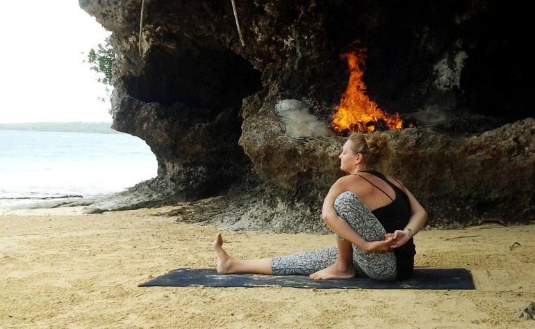6 Yoga Twists To Help You Release The Past + Make Room For The Future Hero Image
