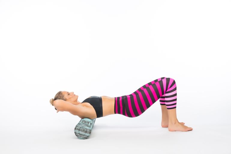 6 Awesome Health Benefits Of Using A Foam Roller Hero Image