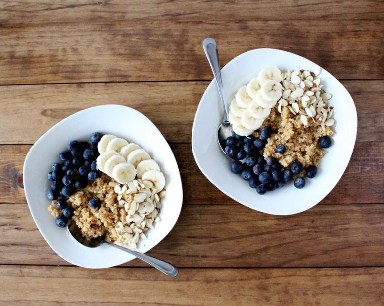 11 Quinoa Bowls That Make It Easy (And Delicious!) To Eat Clean Hero Image
