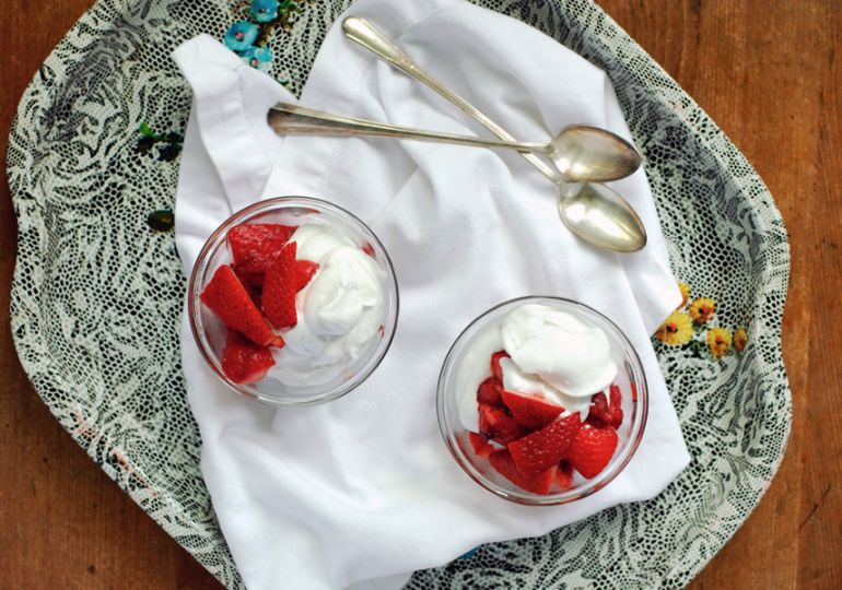 11 Dishes To Make Using Coconut Milk Hero Image