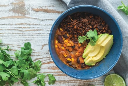 This Filling Vegetarian Chili Is Packed With Fiber & Protein