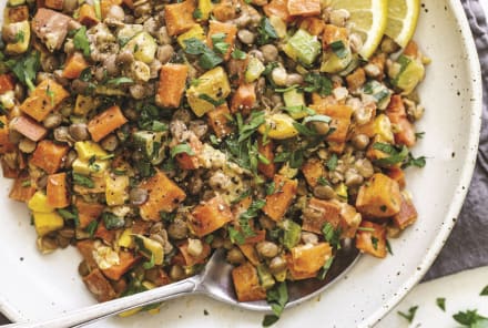 This Lemon Lentil Salad Is Soothing To The Gut & Bursting With Nutrients